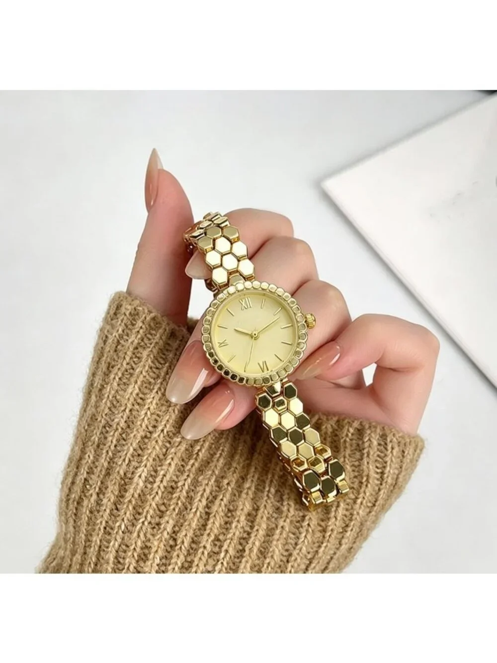 Women's Gold Small Vintage Bracelet Analog Waterproof Stainless Steel Band Watch